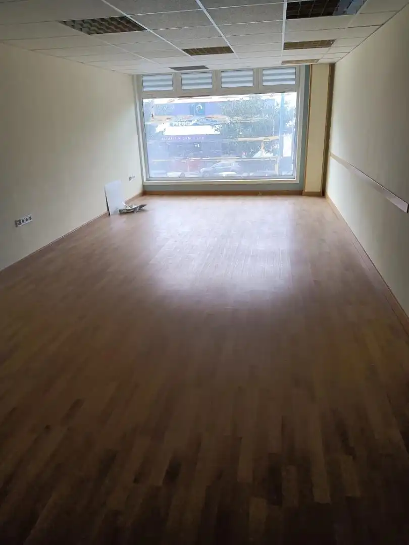 Commercial properties for rent in Rúa Cataluña, 41, A Gándara