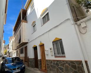 Vista exterior de Casa o xalet en venda en Albuñuelas amb Terrassa
