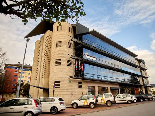 Oficina en Alquiler en Avenida Minería, 1 en Centro