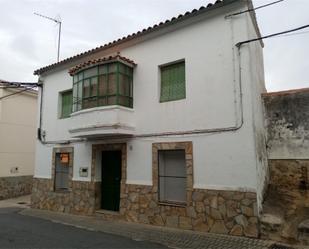 Außenansicht von Wohnung zum verkauf in Tejeda de Tiétar mit Balkon