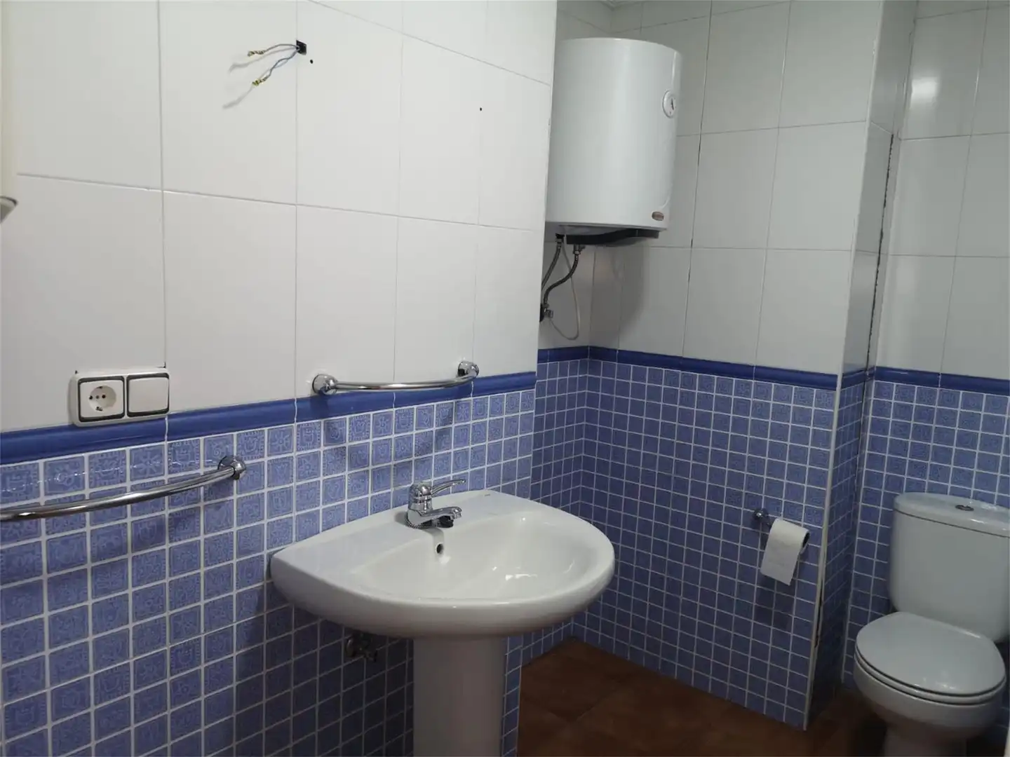 Oficina de alquiler en Rambla La Mancha, 5, Almansa Baño de Oficina de alquiler en Almansa