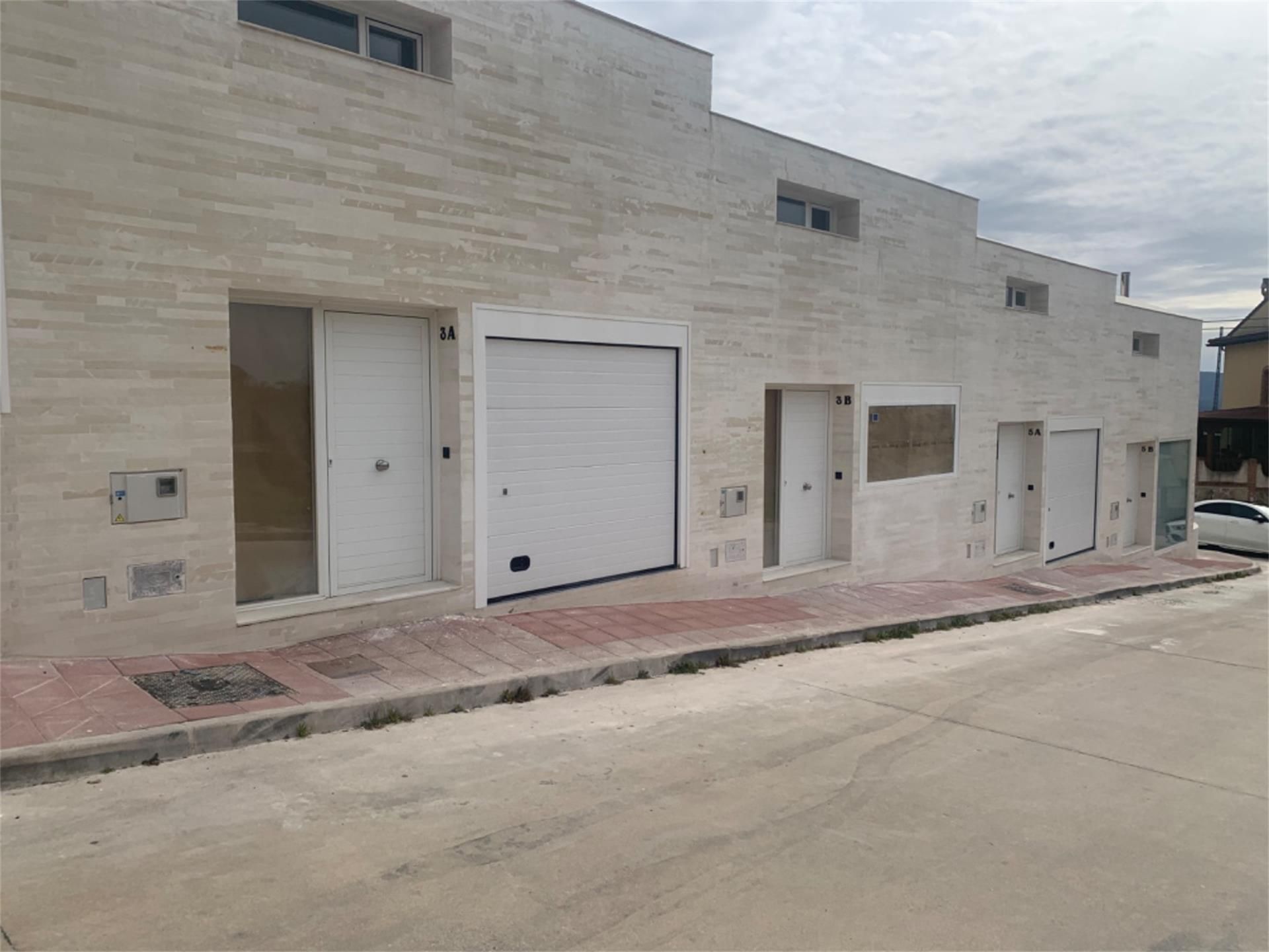 Vista exterior de Pis en venda en Piedralaves amb Calefacció i Jardí privat