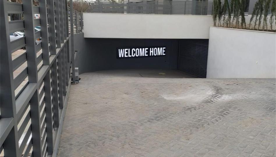 Photo 1 of Garage to rent in Calle Ingeniero Juan Chastang Marín, Santa Rosa - Valdeolleros, Córdoba