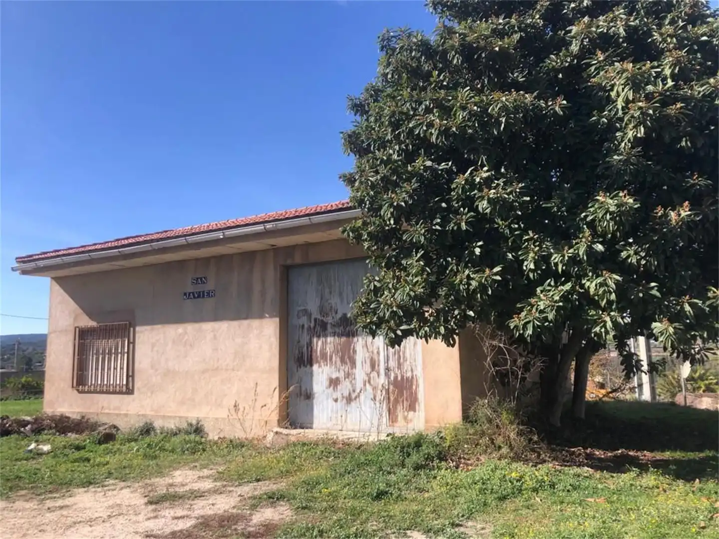 Vista exterior de Planta baja en venta en Enguera