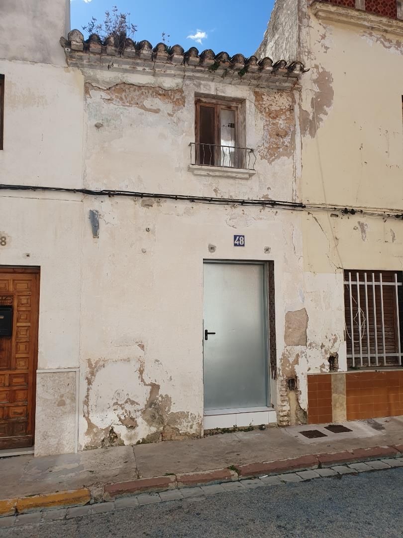 Vista exterior de Casa adosada en venta en Tavernes de la Valldigna