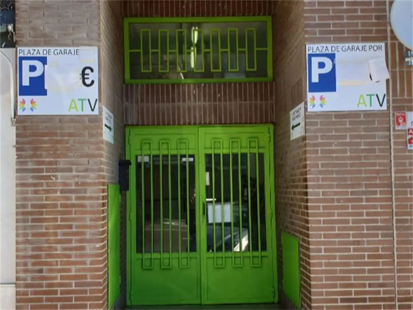 Garage for rent in Calle del Marqués de la Valdavia, 40, Centro Garage for rent in Alcobendas