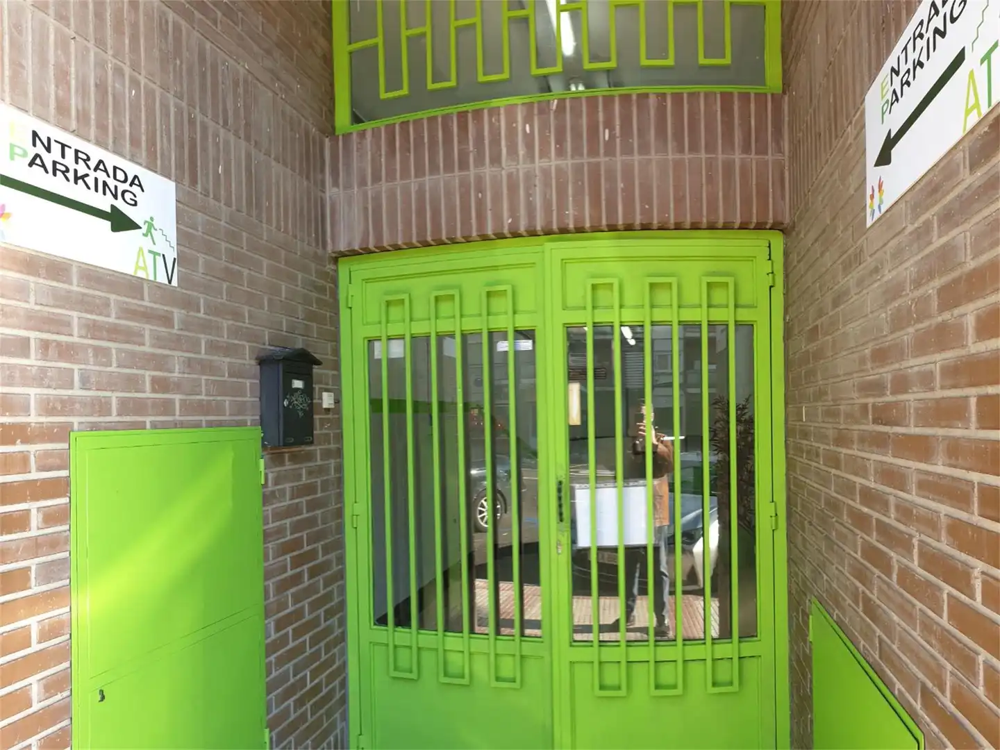 Garage for rent in Calle del Marqués de la Valdavia, 40, Centro Garage for rent in Alcobendas