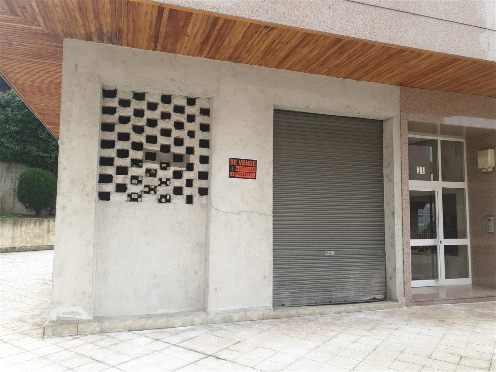 Vista exterior de Local en venda en Ourense Capital 