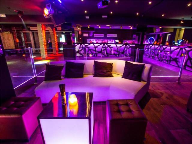 Local comercial en Venta en Carrer Miquel Pellisa en Les Maravelles