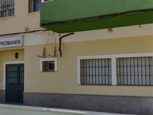 Local comercial en Alquiler en Calle Decano Cristóbal Calderón, 2 en Loma de los Riscos