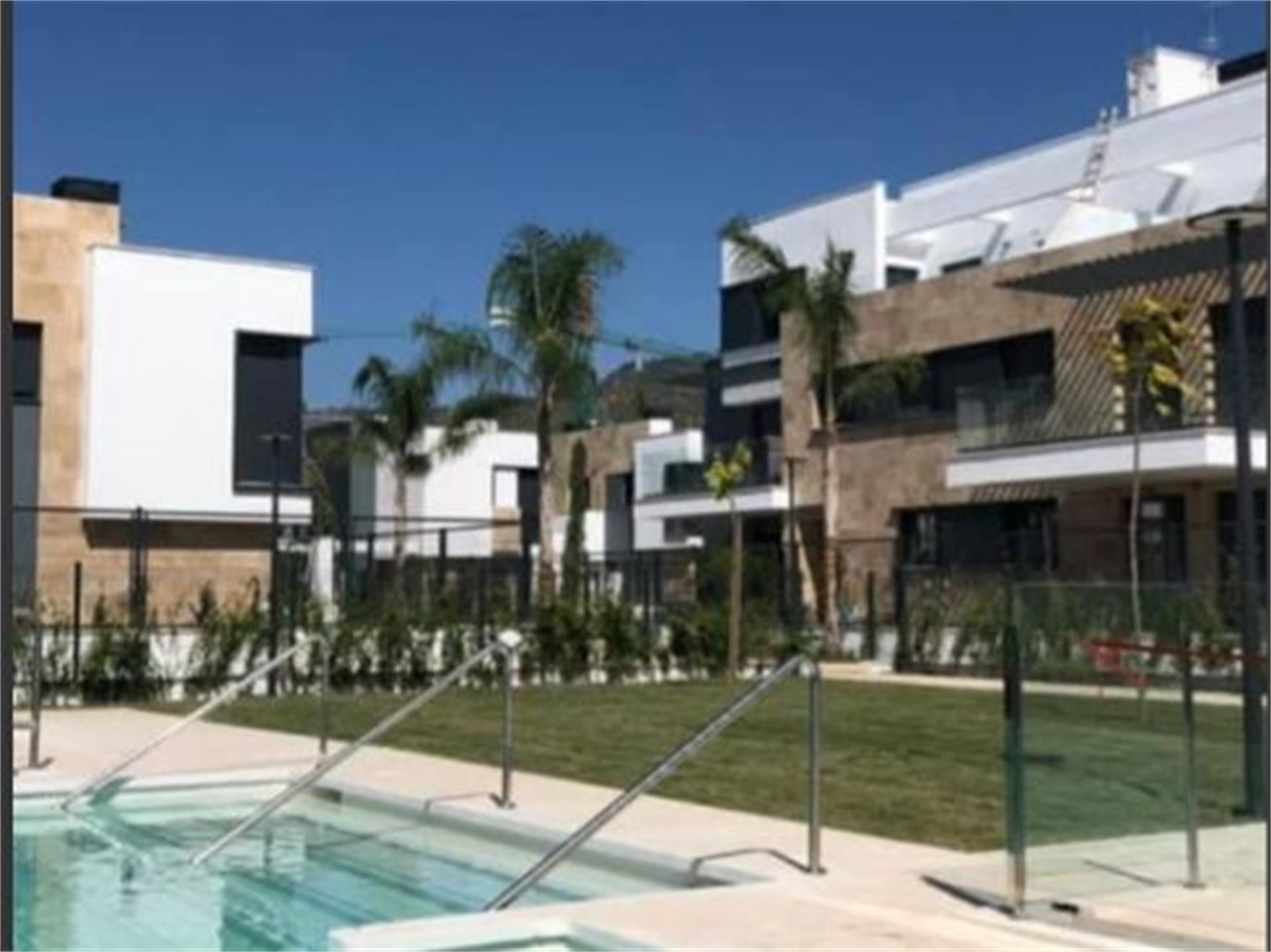 Vista exterior de Planta baixa en venda en  Córdoba Capital amb Aire condicionat i Piscina
