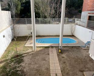 Piscina de Casa adosada en venda en  Jaén Capital amb Aire condicionat, Terrassa i Piscina