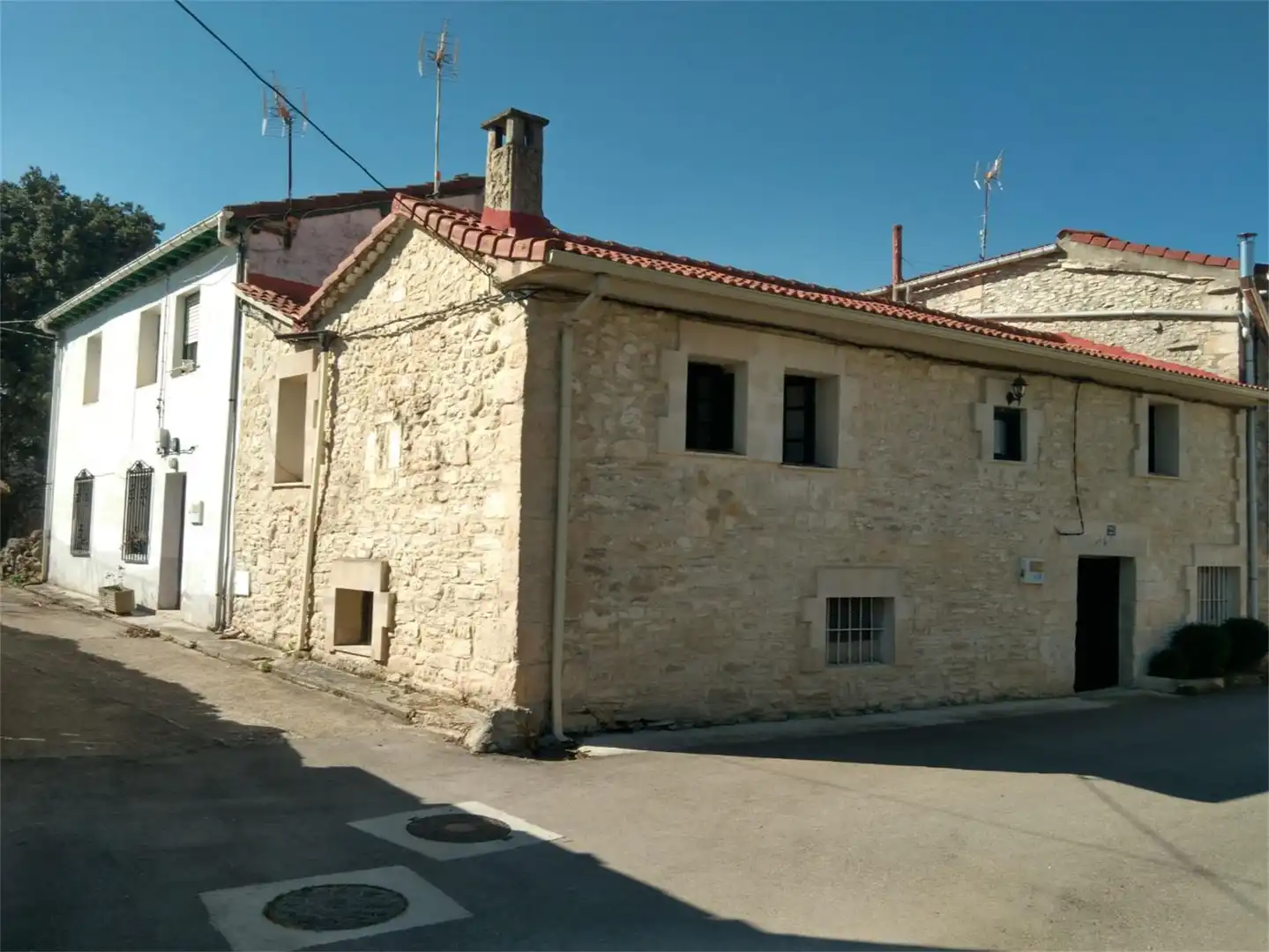 Außenansicht von Einfamilien-Reihenhaus zum Verkauf in Villarcayo de Merindad de Castilla la Vieja