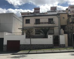 Vista exterior de Casa o xalet en venda en  Jaén Capital amb Terrassa