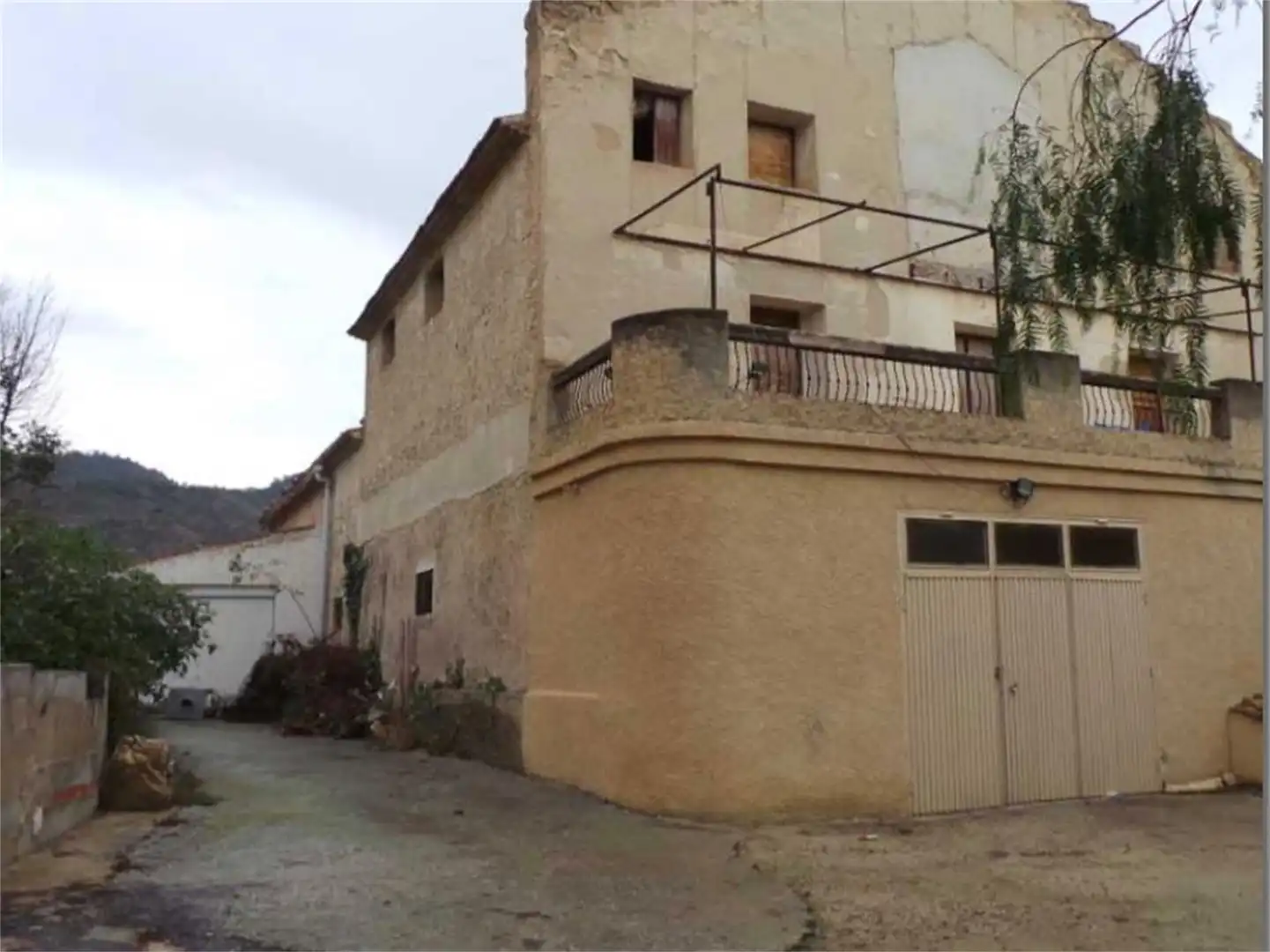Local en venta en Carrer Evarist Manero Molla, Relleu Vista exterior de Local en venta en Relleu