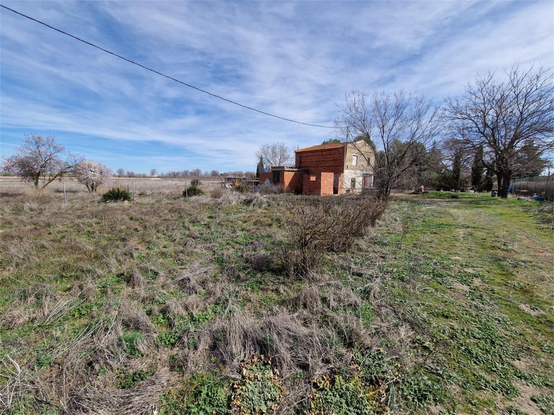 Flat for sale in  Albacete Capital  with Private garden, Storage room and Swimming Pool