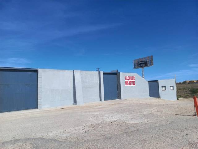 Local comercial en Alquiler en Carretera Andalucía, 1E en Valle Grande