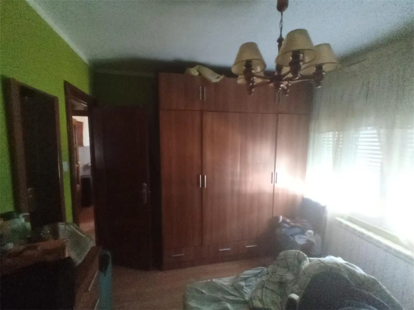 Habitación de Dúplex en venta en La Pola de Gordón  con Calefacción, Trastero y Amueblado