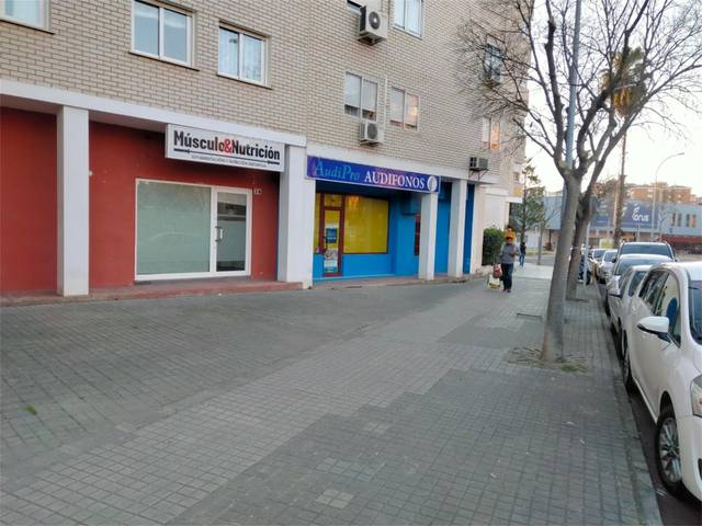 Local comercial en Alquiler en Avenida Tomás Romero de Castilla, 3a en Valdepasillas - La Paz - Huerta Rosales