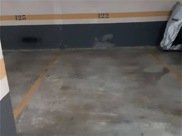 Garaje en Alquiler en Calle Ibia, 42Ap en Sarriguren