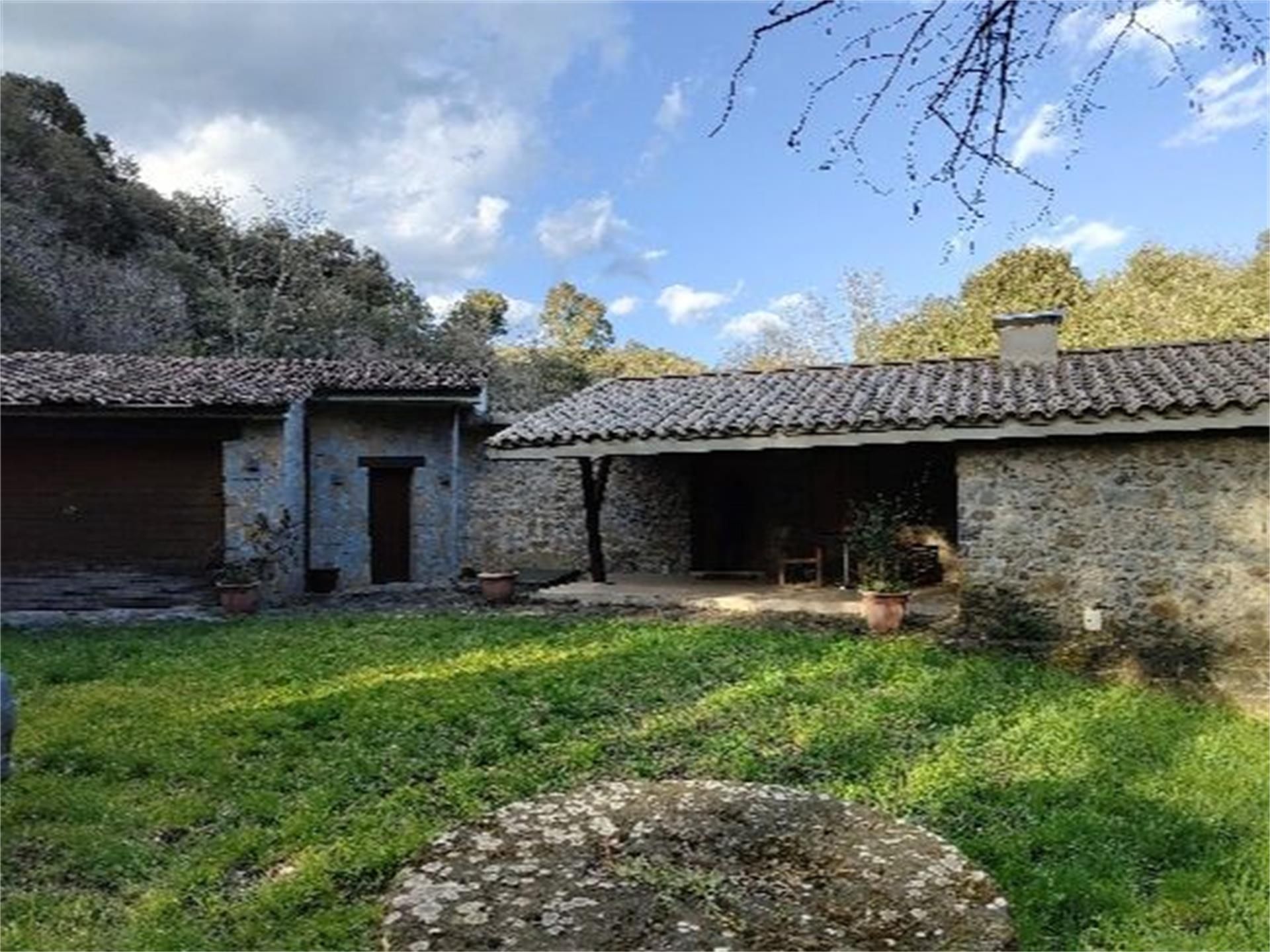 Exterior view of Country house for sale in Santa Pau  with Heating, Private garden and Parquet flooring