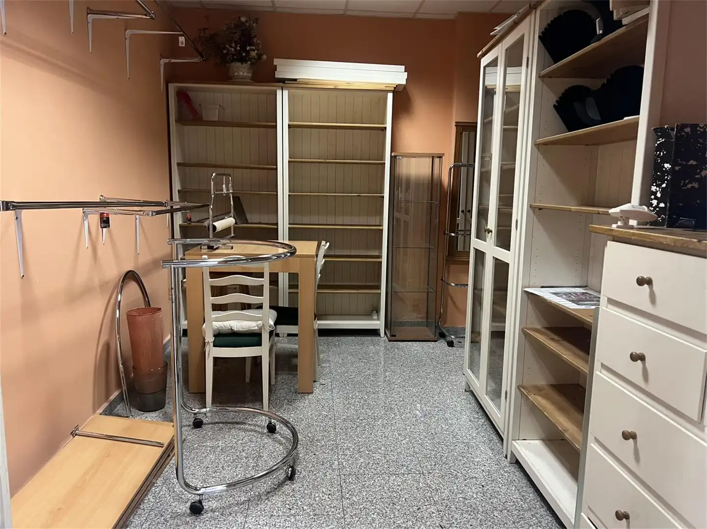 Local en venda en Colmenar Viejo amb Aire condicionat, Calefacció i Moblat