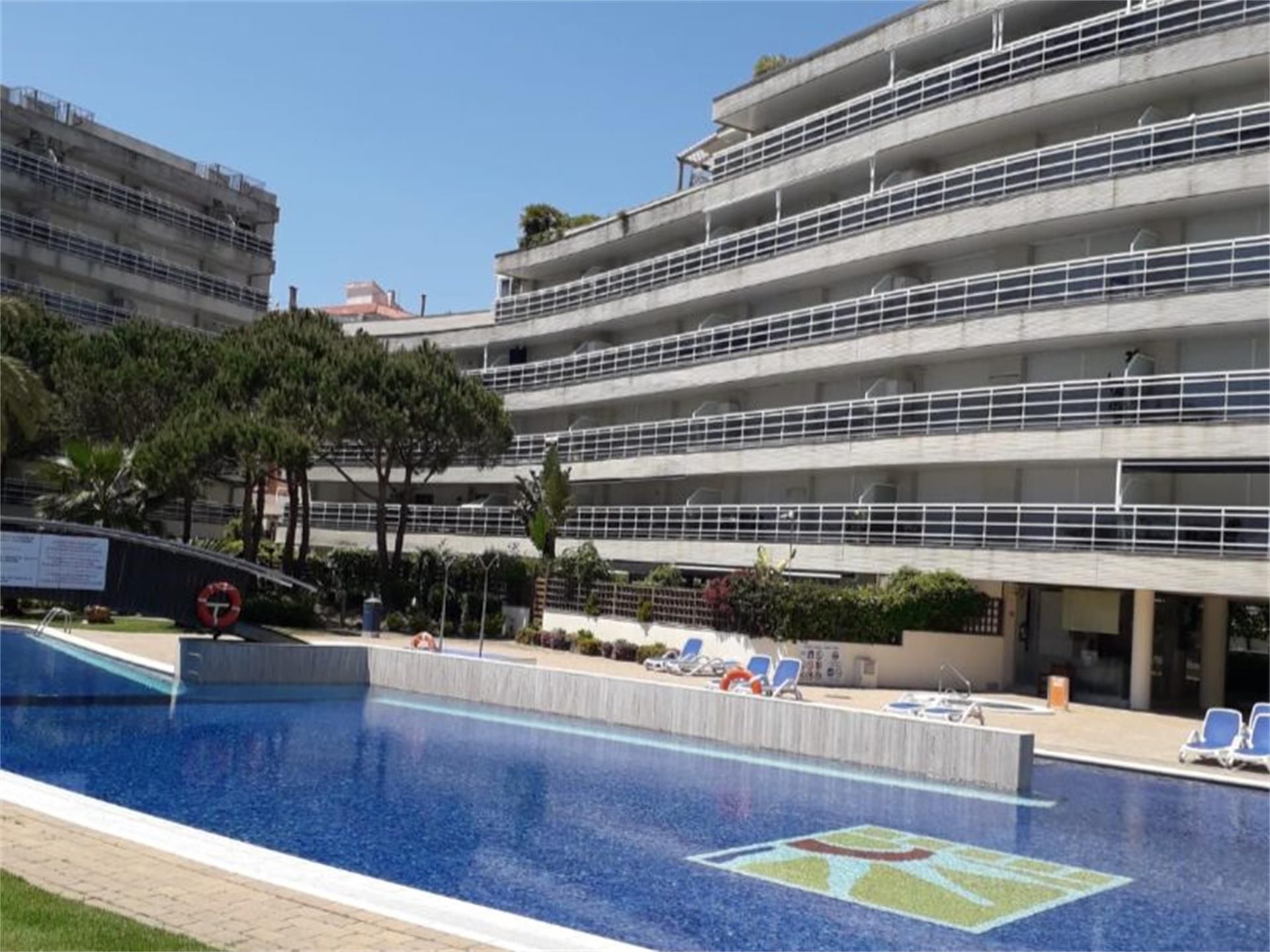 Piscina de Apartament de lloguer en Blanes amb Jardí privat, Terrassa i Piscina
