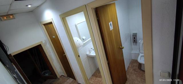 Local comercial en Alquiler en Carrer Empar Nadal, 17 en Nucli Antic