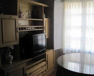 Living room of Single-family semi-detached for sale in Valdelacasa  with Balcony