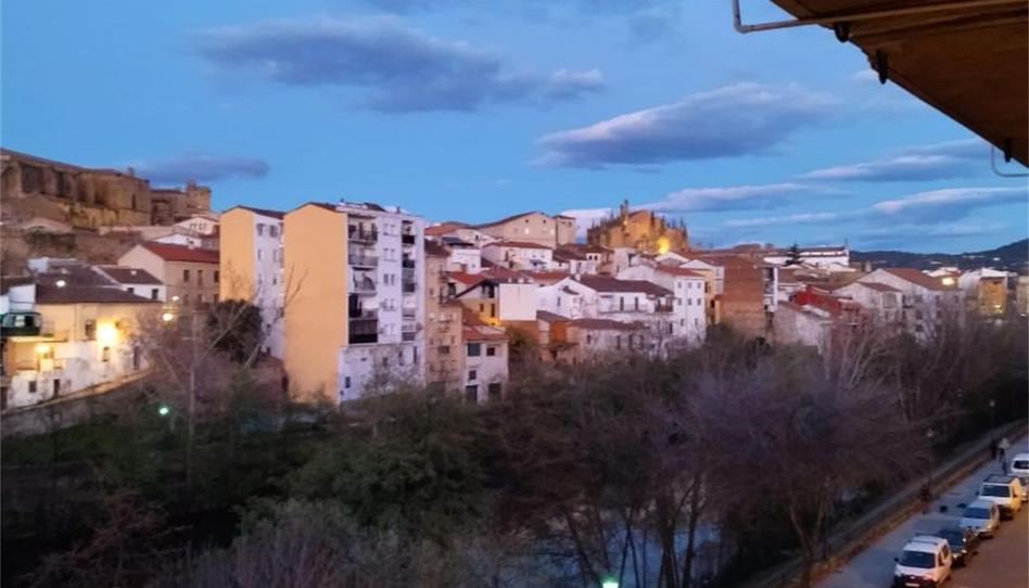 Photo 1 of Flat for sale in Paseo de la Ribera, 27, Zona Sur - Av. de España - San Miguel, Cáceres