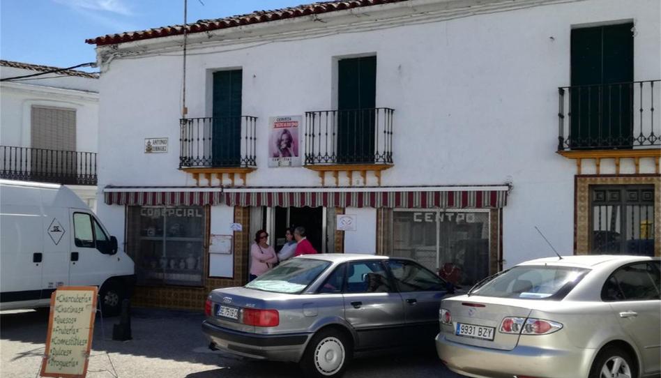 Foto 1 de Casa adosada en venda a Calle Antonio Domínguez, 1, El Castillo de las Guardas, Sevilla
