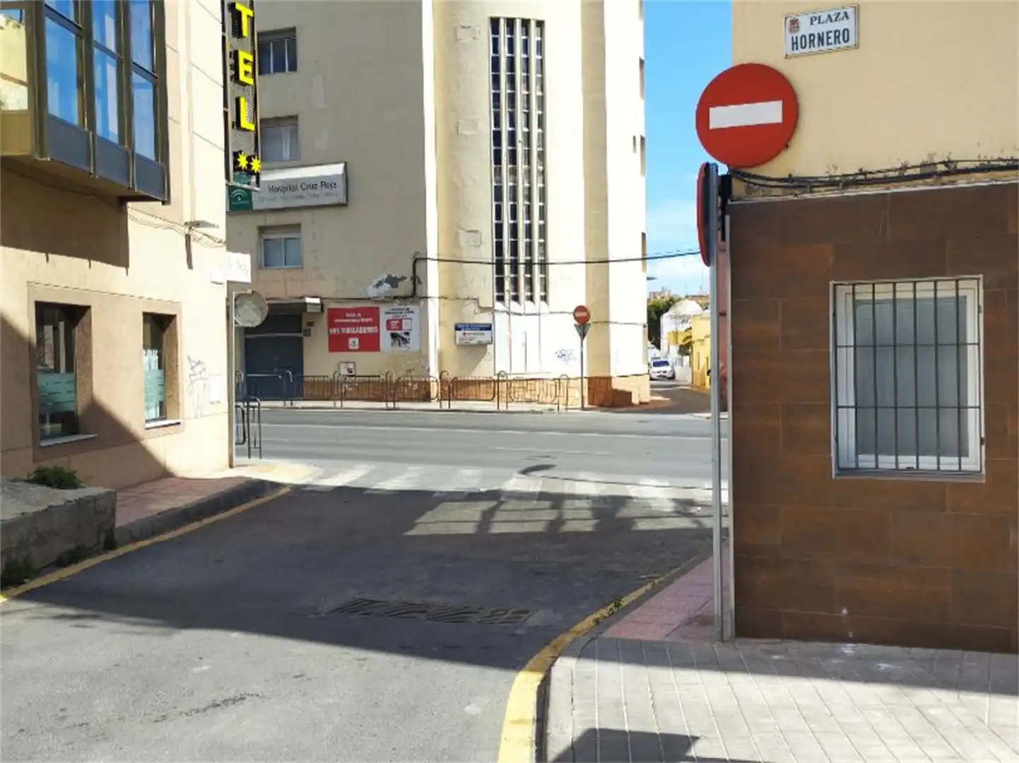 Außenansicht von Garage zur Miete in Almería
