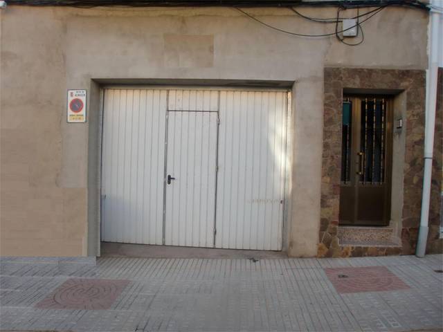 Garaje en Venta en Calle Felipe Asensio, 110 en Almadén