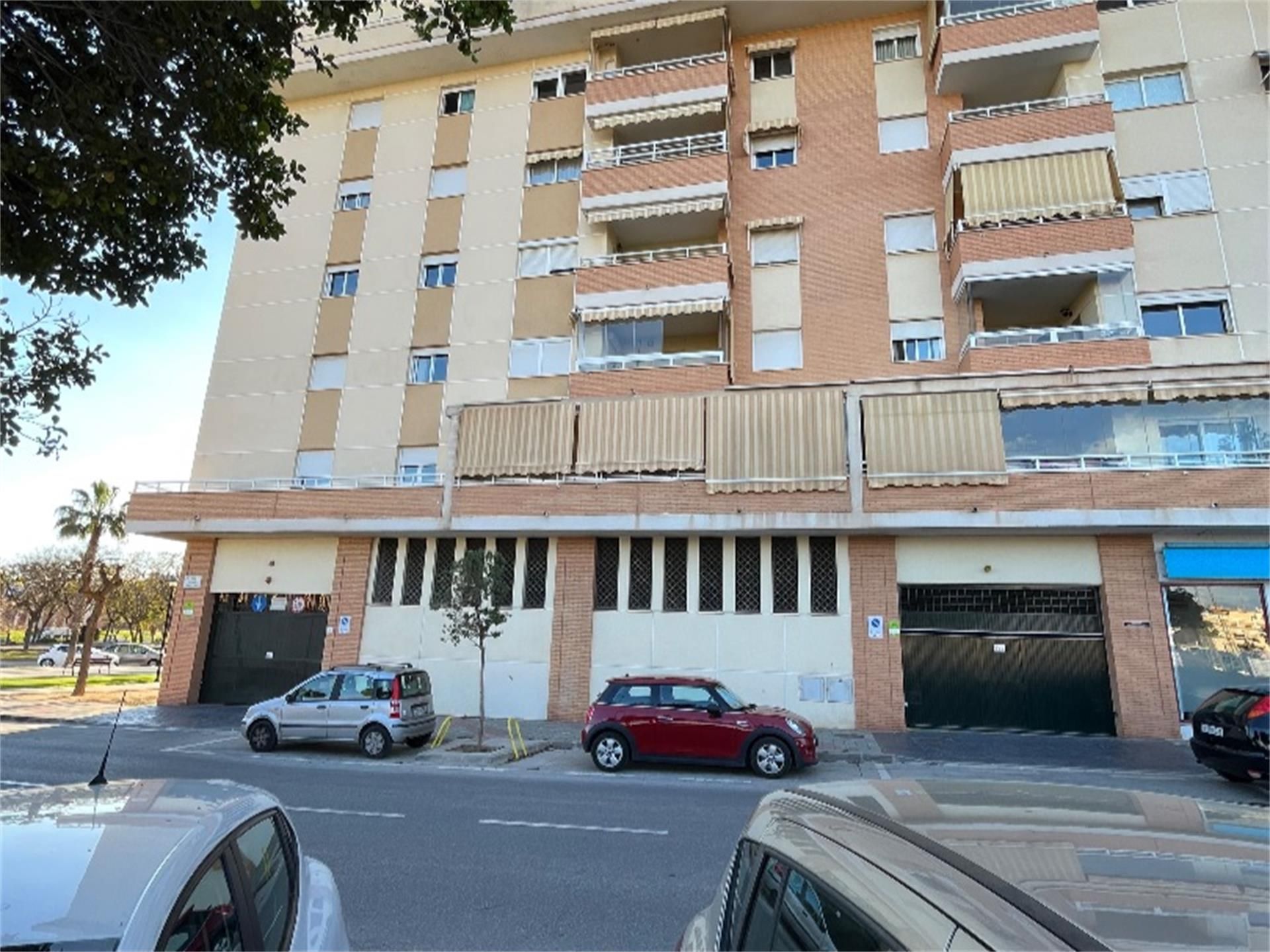 Garage to rent in Avenida del Editor Ángel Caffarena, 5, El Cónsul - Ciudad Universitaria - El Romeral