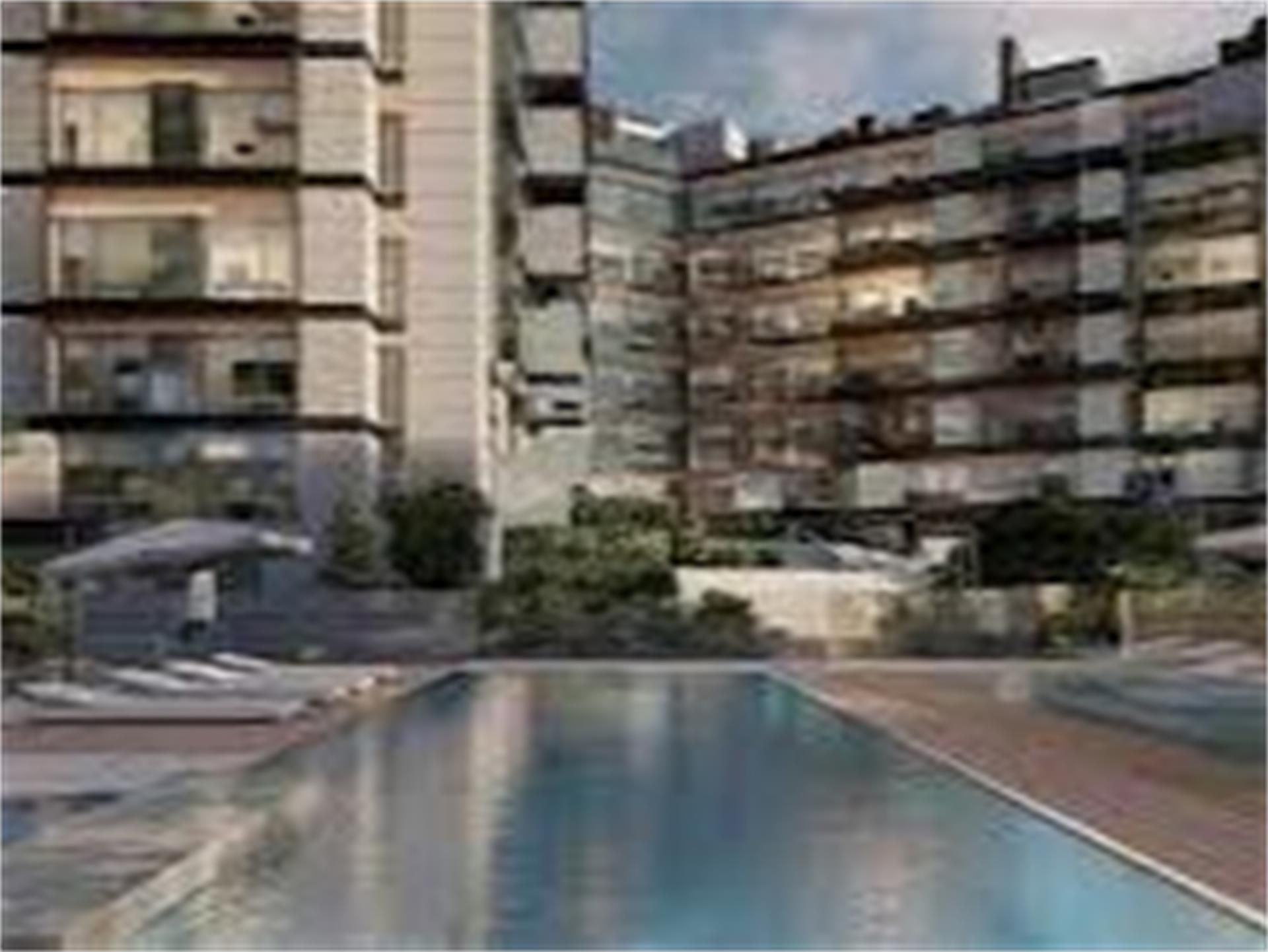 Swimming pool of Apartment to rent in  Madrid Capital  with Air Conditioner and Swimming Pool