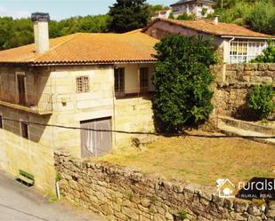 Vista exterior de Casa o xalet en venda en O Pereiro de Aguiar  amb Terrassa i Balcó