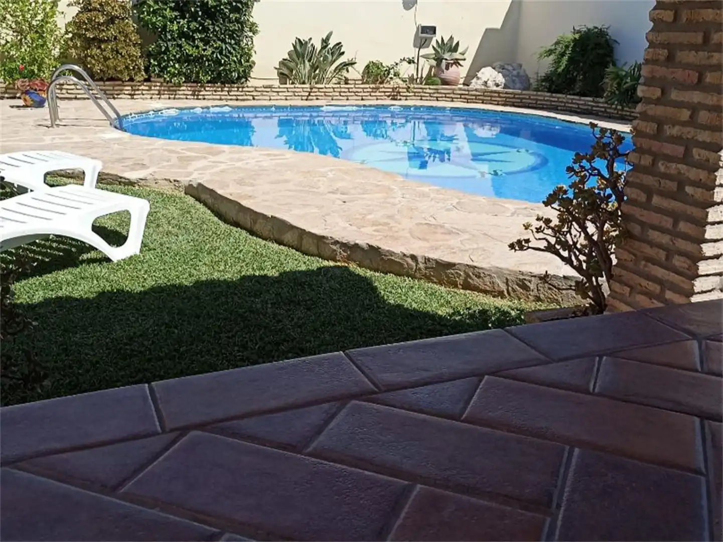 Piso de alquiler en Carretera de la Barrosa, 2.5, Los Gallos Piscina de Piso de alquiler en Chiclana de la Frontera con Aire acondicionado, Calefacción y Jardín privado