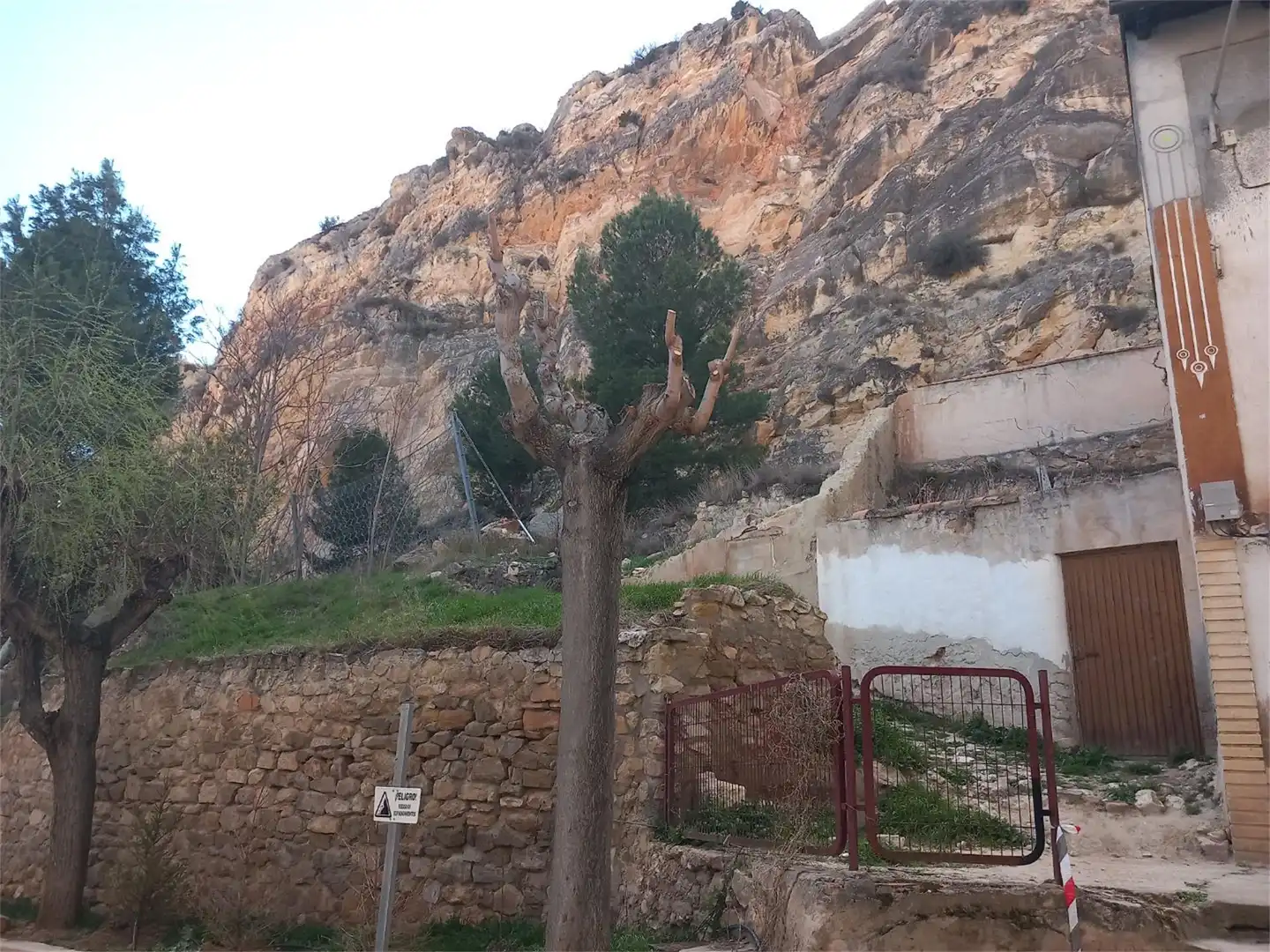 Casa adosada en venta en Calle Santiago Ramón y Cajal, 7, Alhama de Aragón Vista exterior de Casa adosada en venta en Alhama de Aragón con Terraza y Amueblado