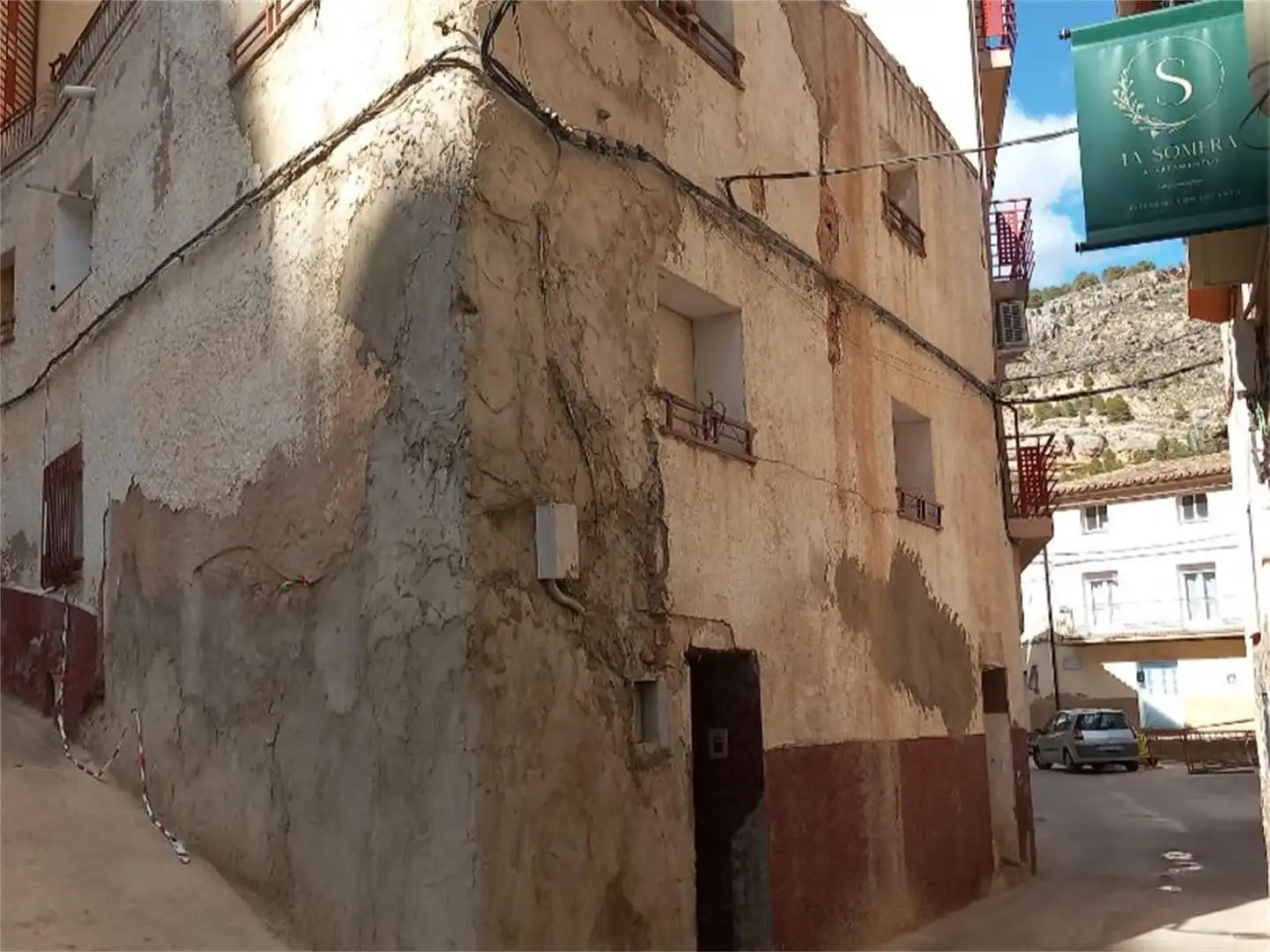 Casa adosada en venta en Calle Santiago Ramón y Cajal, 7, Alhama de Aragón Vista exterior de Casa adosada en venta en Alhama de Aragón con Terraza y Amueblado
