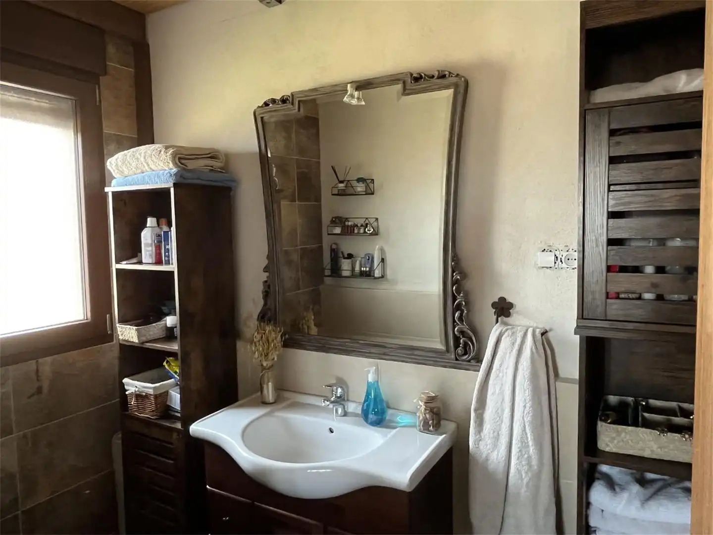 Casa o xalet en venda a Calle Joaquin Rodrigo, 23, Hoyo de Manzanares Bany de Casa o xalet en venda en Hoyo de Manzanares amb Aire condicionat, Jardí privat i Parquet