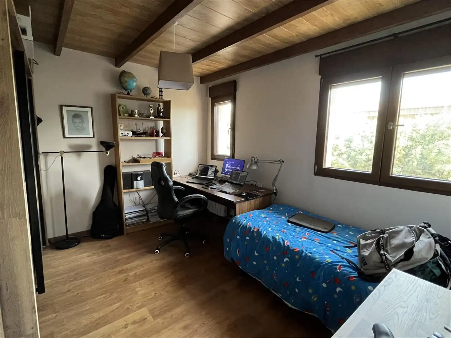 Casa o xalet en venda a Calle Joaquin Rodrigo, 23, Hoyo de Manzanares Dormitori de Casa o xalet en venda en Hoyo de Manzanares amb Aire condicionat, Jardí privat i Parquet