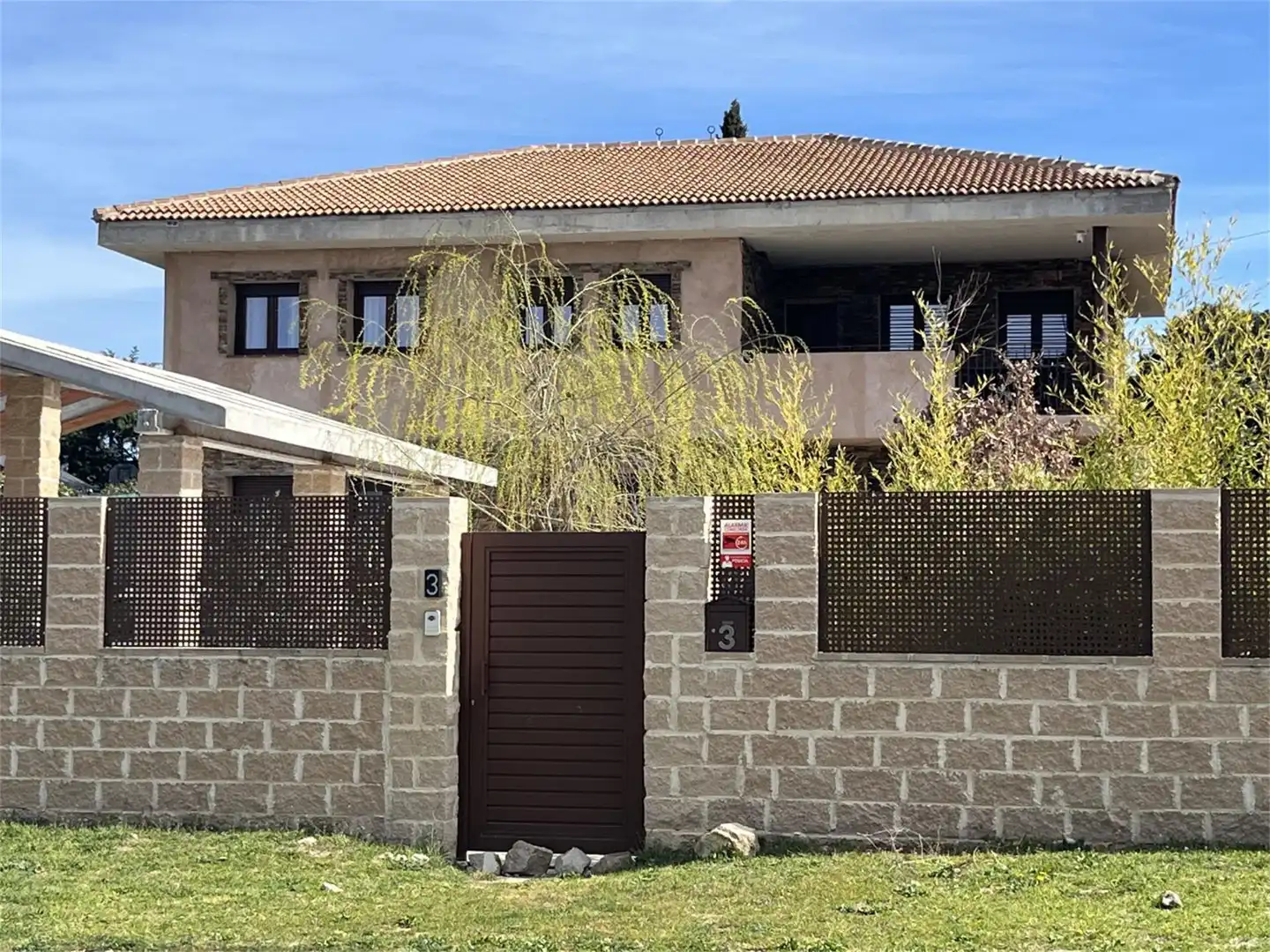 Casa o xalet en venda a Calle Joaquin Rodrigo, 23, Hoyo de Manzanares Vista exterior de Casa o xalet en venda en Hoyo de Manzanares amb Aire condicionat, Jardí privat i Parquet