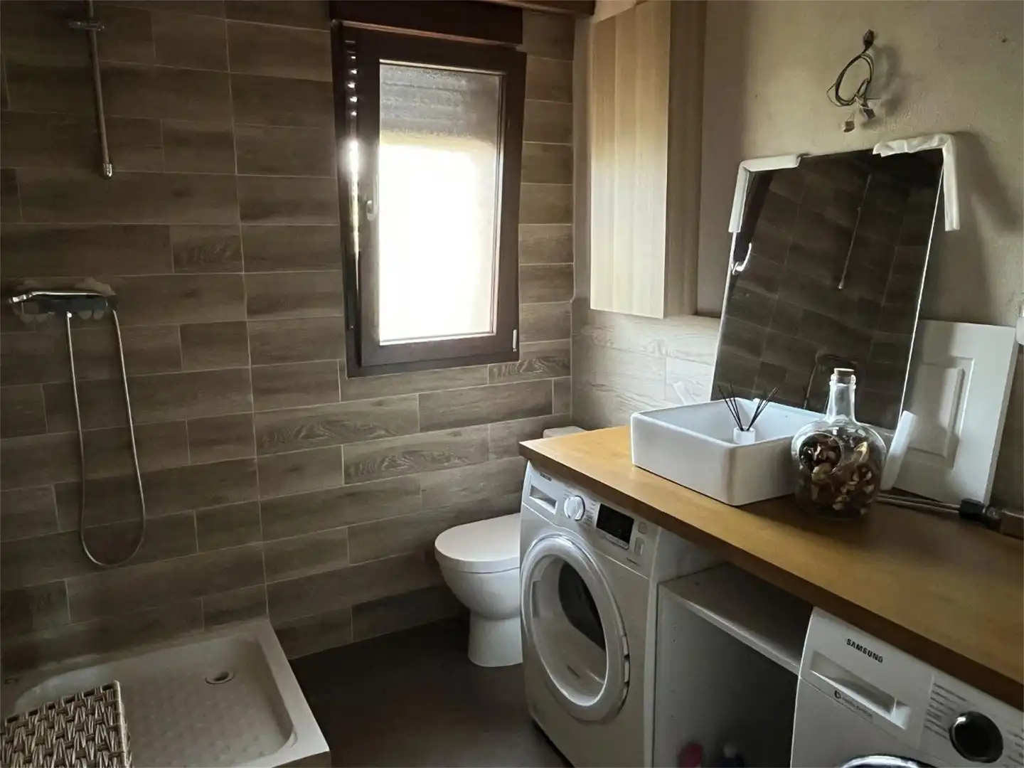 Casa o xalet en venda a Calle Joaquin Rodrigo, 23, Hoyo de Manzanares Bany de Casa o xalet en venda en Hoyo de Manzanares amb Aire condicionat, Jardí privat i Parquet