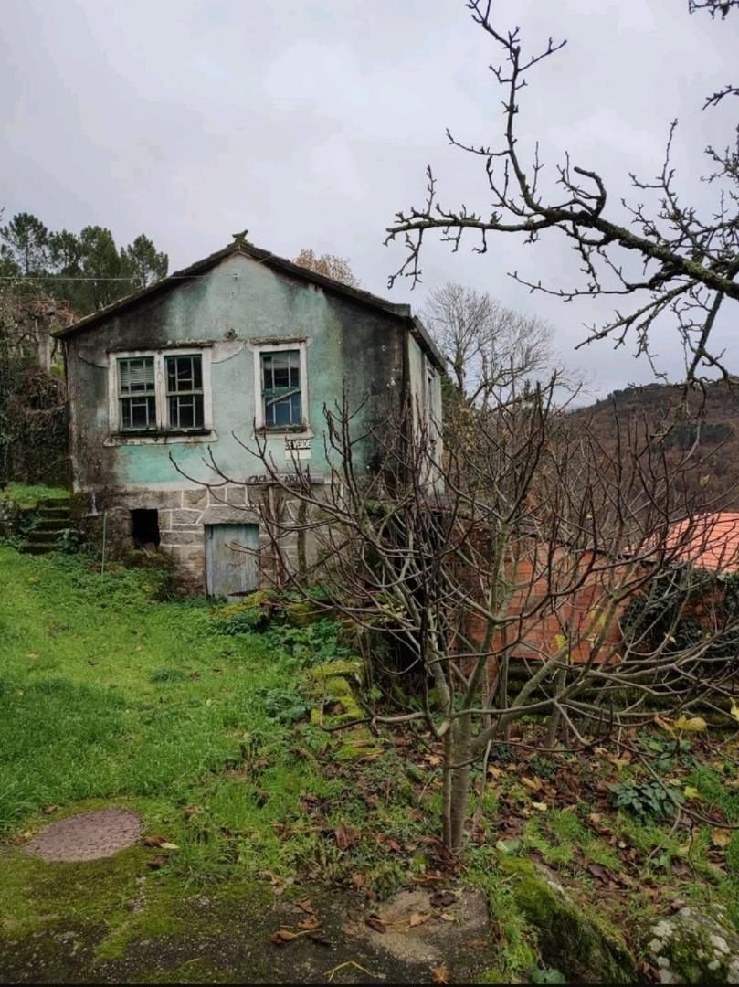 Vista exterior de Finca rústica en venda en Lobios