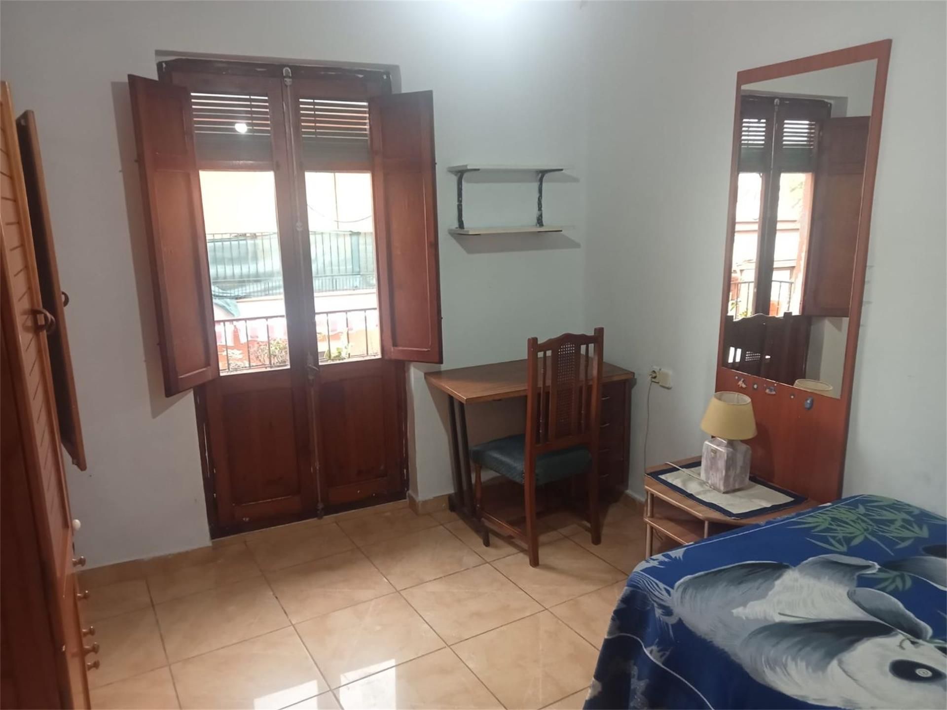 Bedroom of Flat to share in Picanya  with Heating, Furnished and Balcony