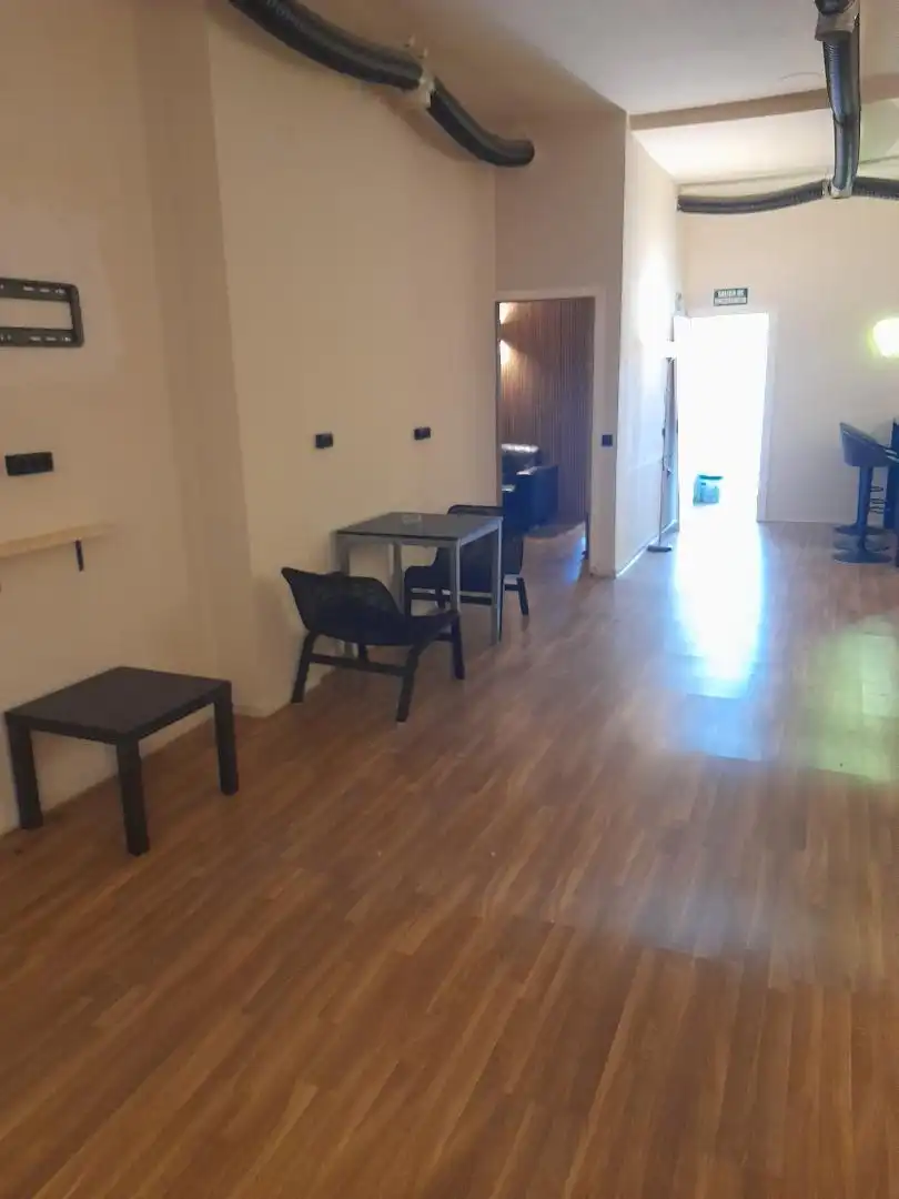 Local de alquiler en Carrer d'Albalat dels Tarongers, 6, La Bega Baixa - Plaza Xúquer Local de alquiler en Valencia