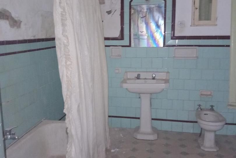 Foto 1 de Casa adosada en venta en Calle San Fernando, 11, Lora del Río, Sevilla