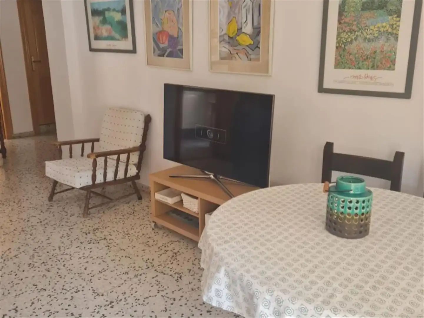 Apartamento de alquiler en Cami Ample, 19, Las Rotas / Les Rotes Sala de estar de Apartamento de alquiler en Dénia con Calefacción, Terraza y Piscina