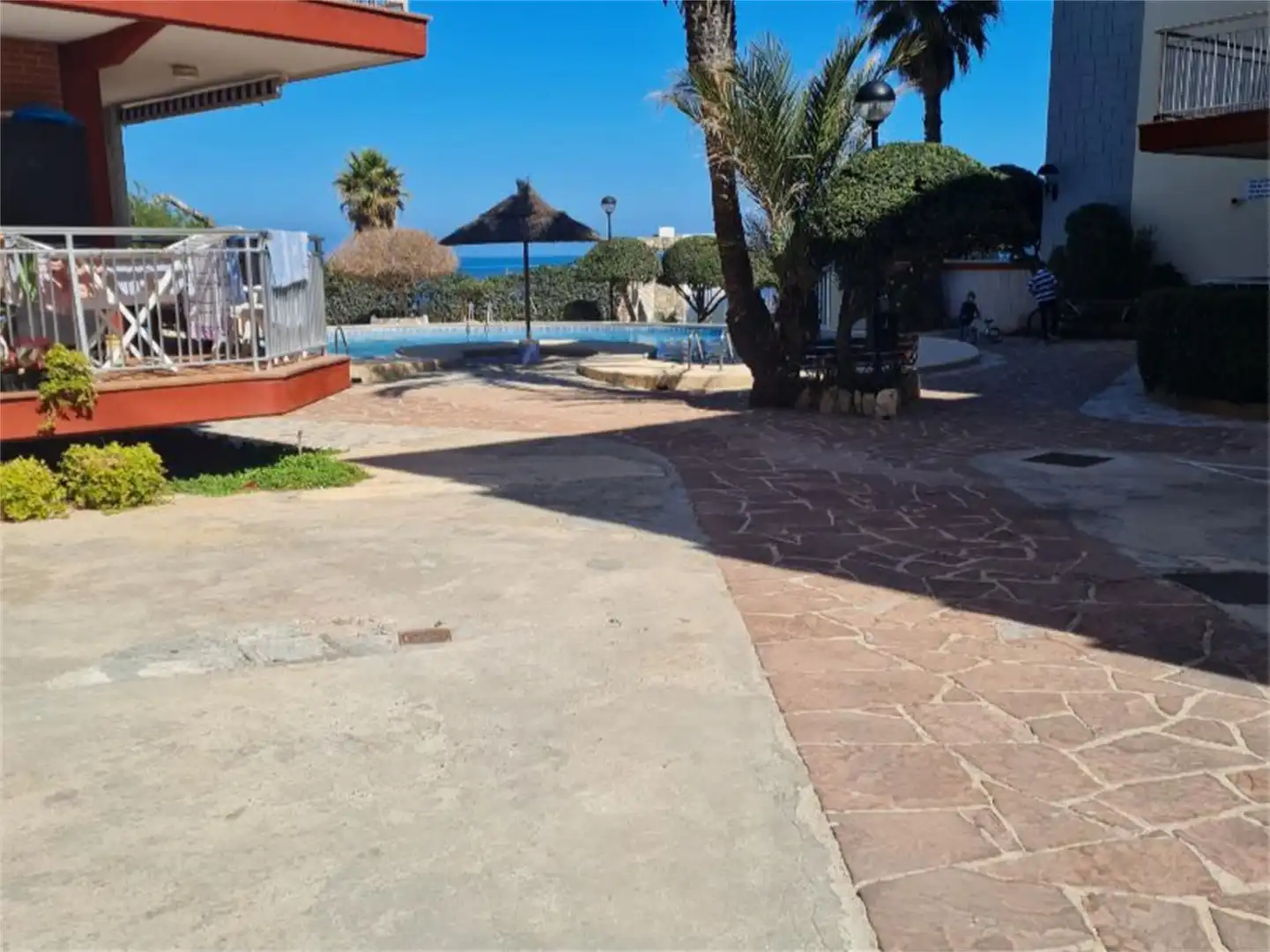 Apartamento de alquiler en Cami Ample, 19, Las Rotas / Les Rotes Piscina de Apartamento de alquiler en Dénia con Calefacción, Terraza y Piscina