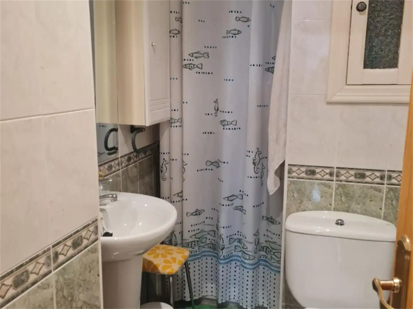 Apartamento de alquiler en Cami Ample, 19, Las Rotas / Les Rotes Baño de Apartamento de alquiler en Dénia con Calefacción, Terraza y Piscina